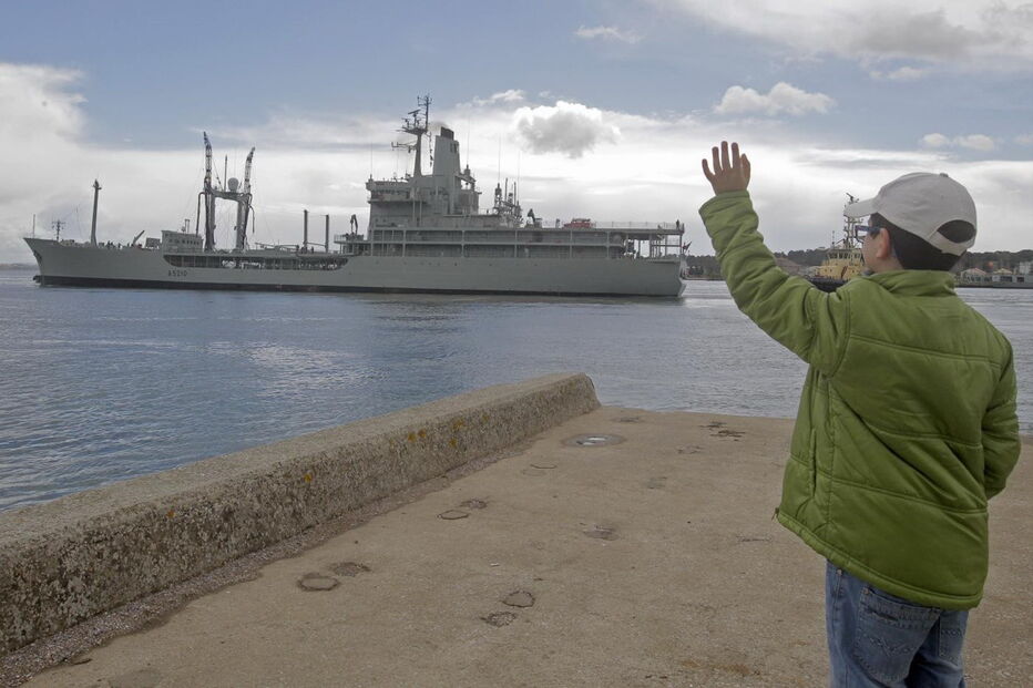  Partida do navio NRP Bérrio da Marinha Portuguesa para participar na missão 