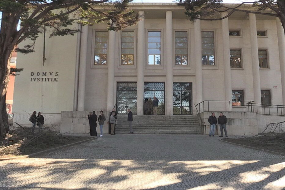 Tribunal de Leiria, crime, lei e justiça, droga, pessoas, penas