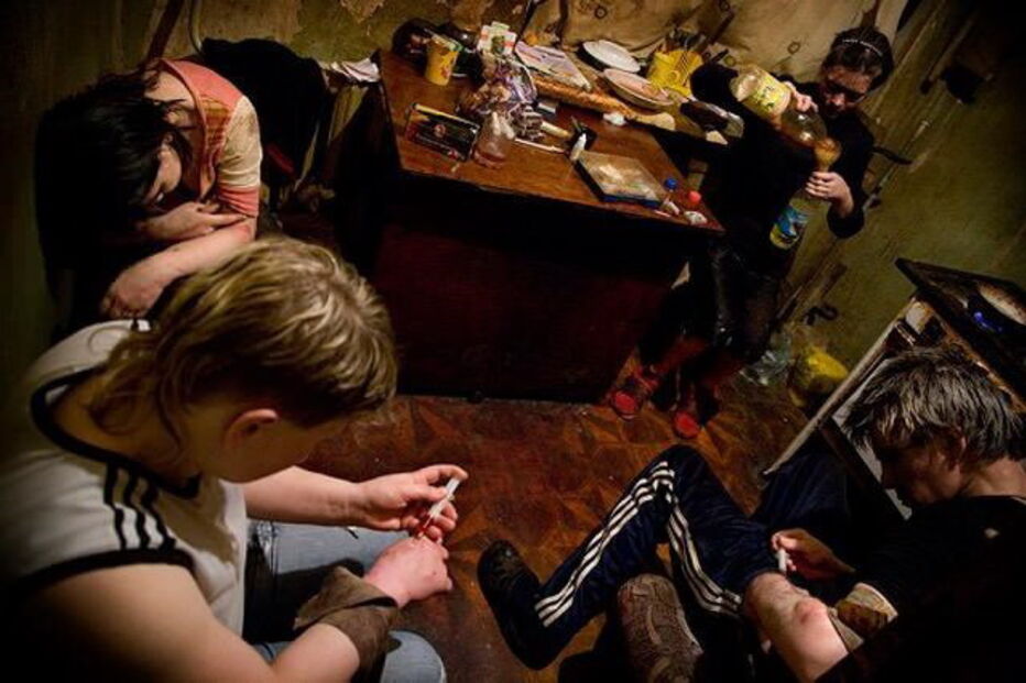 Droga Krokodil pode ser fabricada em casa. Causa lesões muito graves