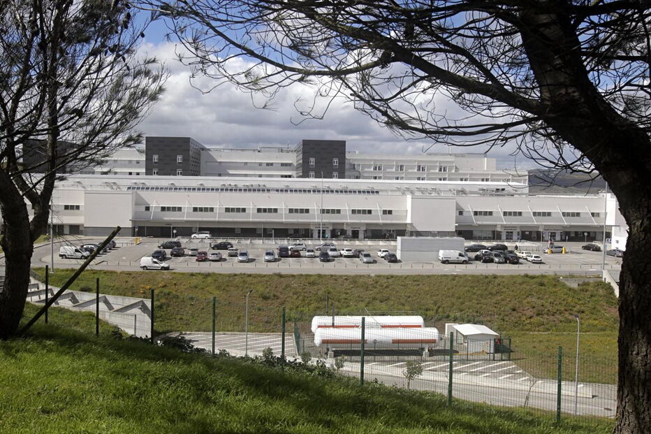hospital, loures, teto, cobertura, sala de urgências