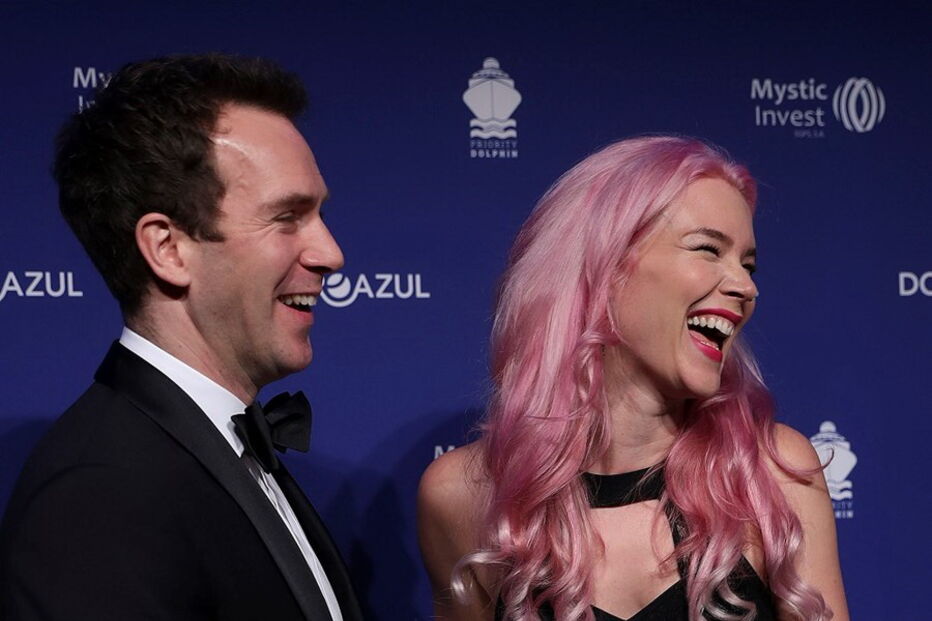 Joss Stone, que apadrinhou o barco ‘Elegance’, também levou até ao Porto o namorado Richard Persey