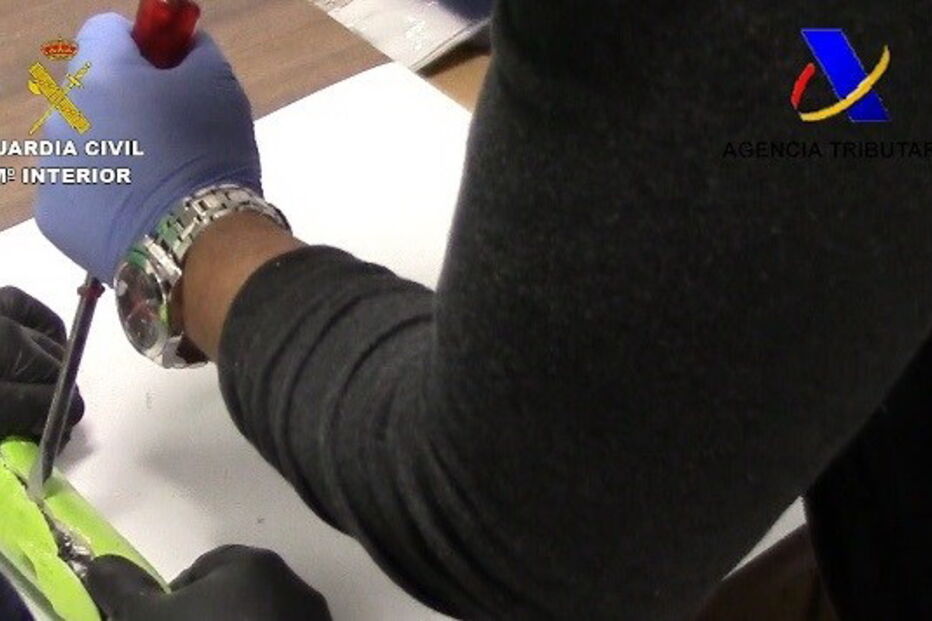 Bananas de resina ocultavam 7 kilos de cocaína