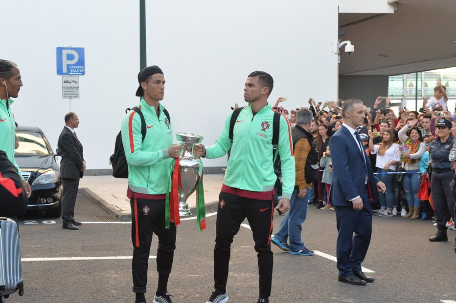 Seleção nacional recebida na Madeira