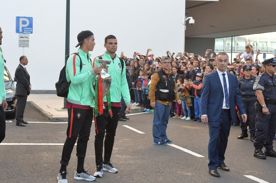 Seleção nacional recebida na Madeira