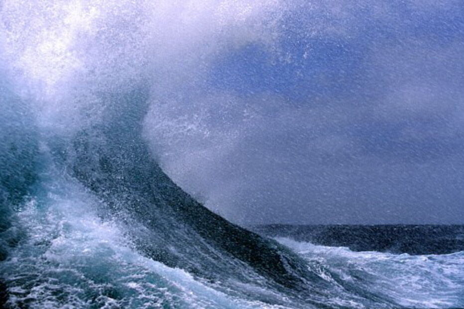 A zona mais atingida seria o golfo de Cádis, que engloba o Algarve e é uma área popular entre turistas