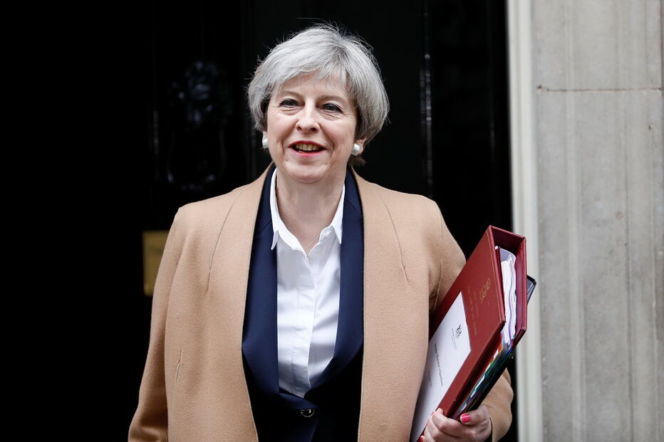 2017-03-29_14_36.58 2017-03-29T132106Z_1_MTZGRQED3TKVRDP7_RTRFIPP_0_BRITAIN-EU.JPG