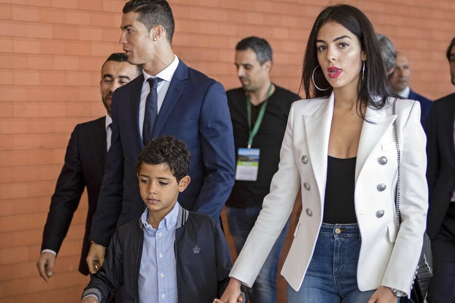 Georgina brilhou ao lado de Ronaldo