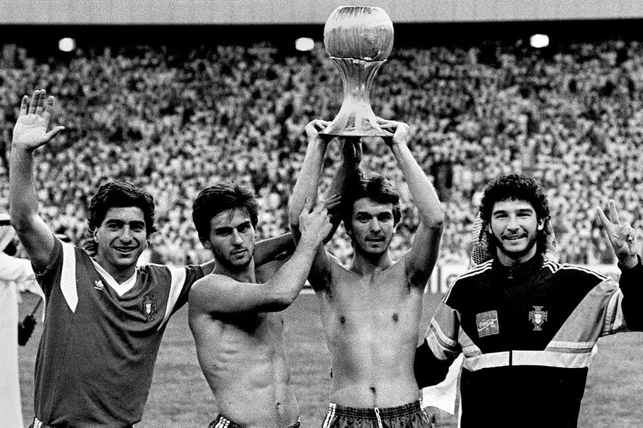 Abel Silva (à esquerda) foi o autor do primeiro golo na histórica final de 1989  
