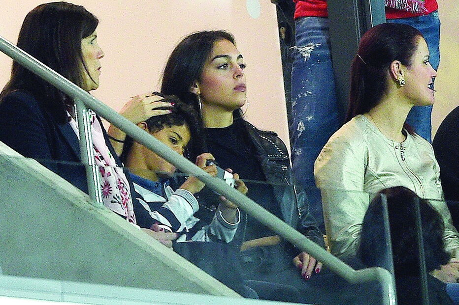 Georgina mimou o enteado Cristianinho durante o jogo