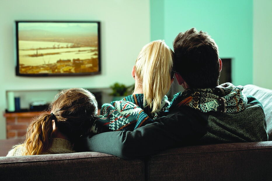 portugueses, tv, milhões, cabo, canais, televisão, serviços de subscrição