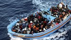 Um morto e um ferido grave em naufrágio de embarcação com 50 migrantes nas Canárias