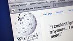 Rússia condena Wikimedia a multa por conteúdo 'falso' sobre a invasão