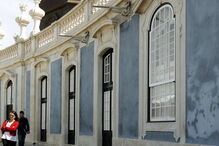 O aspeto ‘manchado’ do Palácio de Queluz tem suscitado algumas críticas, mas é assim que vai ficar   