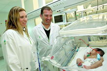 Bebé continua internado na unidade de neonatologia e a ser observado pelos médicos regularmente, mas deve ter alta durante esta semana