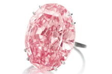 Diamante 'Pink Star' foi vendido em leilão por 66,8 milhões de euros
