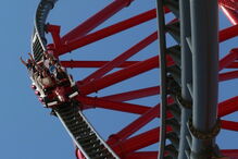 Ferrari abre parque para quem ama a velocidade