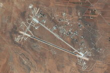 O presidente dos EUA, Donald Trump, ordenou um ataque contra uma base militar utilizada pelas forças do presidente da Siría, Bashar al-Assad, junto à cidade de Homs