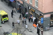 2017-04-07_15_06.42 2017-04-07T140509Z_1285144123_RC122C9EE200_RTRMADP_3_SWEDEN-ATTACK.JPG