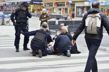 Cinco mortos em Estocolmo após ataque com camião