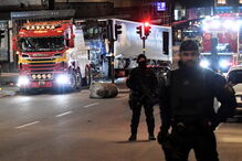 Camião usado no ataque é retirado