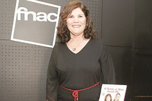 Katia Aveiro, Dolores Aveiro, Ronaldo, Cristiano Ronaldo, bacalhau à brás, comida, receitas, pratos, família, clã, Madeira, CR7, real madrid. futebolista, craque, futebol, desporto, As Receitas da Minha Querida Mãe, livro