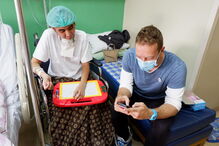 Chris Martin, Coldplay, Filipinas, fã, cancro, doente