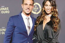 Cédric, jogador, futebol, sporting, redes sociais, ousada, sensual, decotes, Southampton