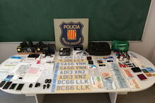 Na operação foram detidas quatro pessoas: três homens e uma mulher