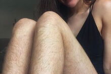 Morgan Mikenas não se depila há mais de um ano