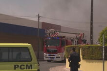 Aeronave caiu junto a supermercado