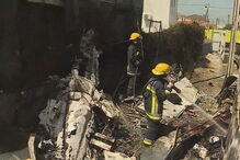 Aeronave ficou completamente destruída na queda, seguida de incêndio