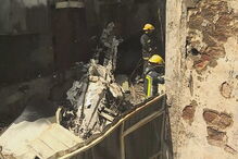 Aeronave ficou completamente destruída na queda, seguida de incêndio