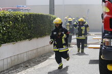 Avião despenha em Tires matando cinco pessoas