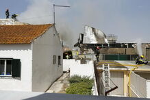 Avião despenha em Tires matando cinco pessoas