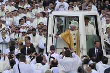 2017-04-17_19_14.15 Bento XVI Fátima Getty Images6.jpg