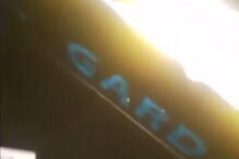 Vídeos mostram a mesma mulher a fazer sexo com os soldados e o agente