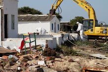 demolições, algarve, manifestações, protestos, ria formosa, farol, faro