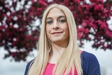 James Cohen fez um operação de mudança de sexo para Kara