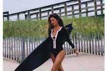 Gisele Bündchen sensual em biquíni