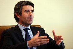 O secretário de Estado das Comunidades Portuguesas José Luís Carneiro