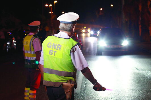 radares, aceleras, psp, autoridades, gnr, guarda nacional republicana, carros, veículos, condutores, multas, crime