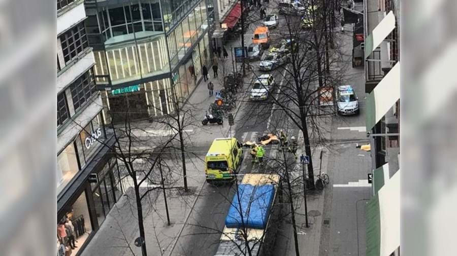 Atentado em Estocolmo fez quatro mortos e 15 feridos