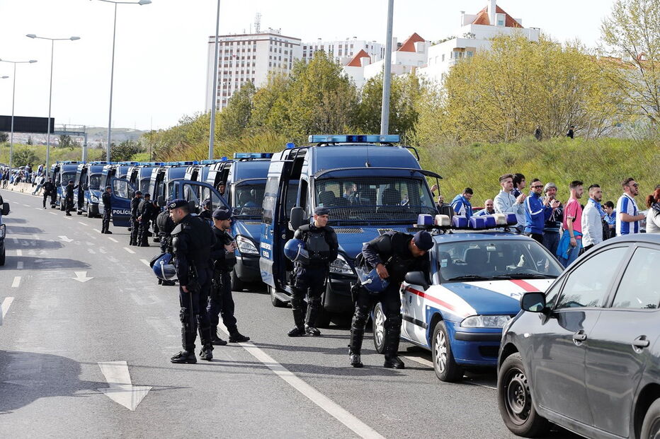 Claque do FC Porto já está em Lisboa