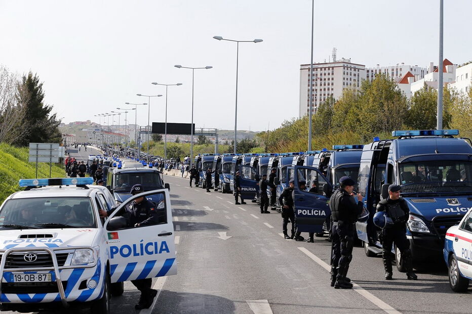 Claque do FC Porto já está em Lisboa