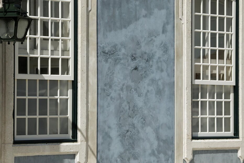 O aspeto ‘manchado’ do Palácio de Queluz tem suscitado algumas críticas, mas é assim que vai ficar   