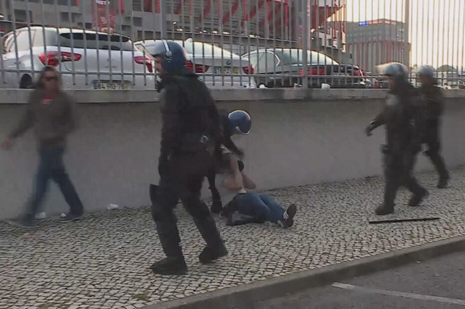 Adepto, benfica, agredido, estádio da luz, fc porto 