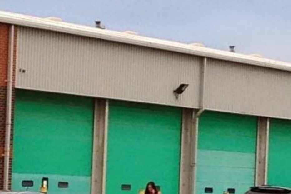 Soldados divulgavam fotos explícitas com mulheres que levavam de forma ilegal para as bases militares