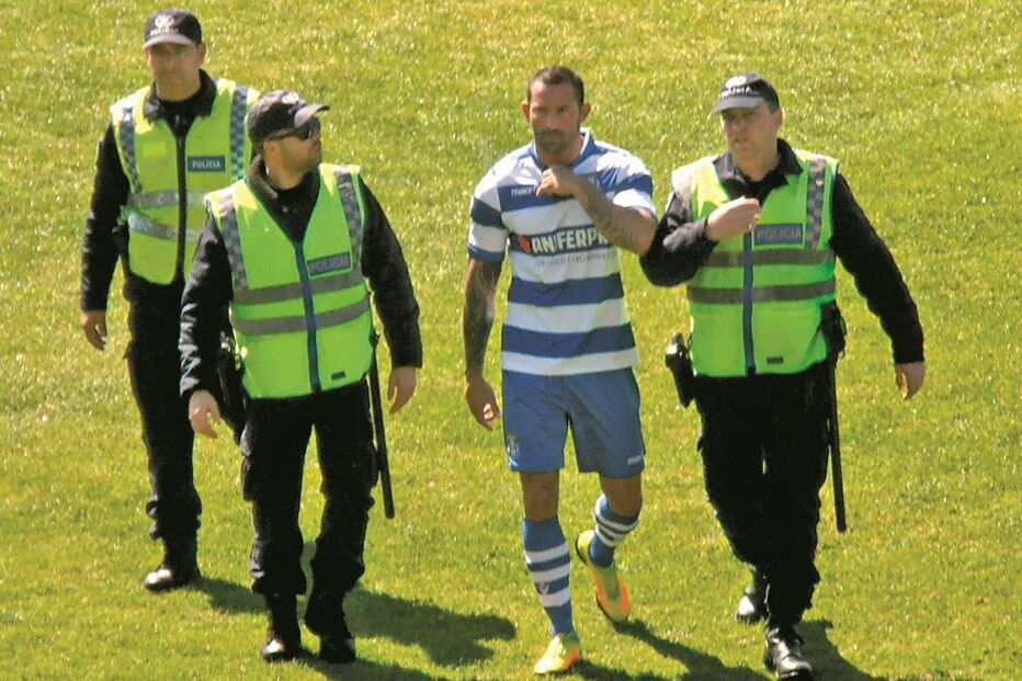 Marco Gonçalves, Caneças. agressão, árbitro, violência, tiroteio, Porto, Orelhas, FC Porto, Super Dragões, Macaco