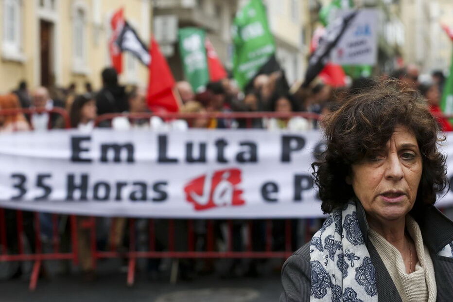 ana avoila, protesto sindicatos, função pública