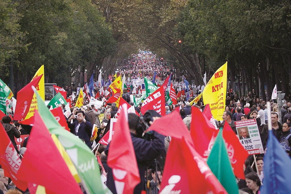 Governo, CGTP, Estado, Função Pública, Carolina Ferra, UGT, Estado da Administração Pública, ministro das Finanças, primeiro-ministro, Renascença, José Abrão, Federação dos Sindicatos da Administração Pública, FESAP, José Abraão, Federação Nacional dos Sindicatos dos Trabalhadores, economia, negócios e finanças, trabalho